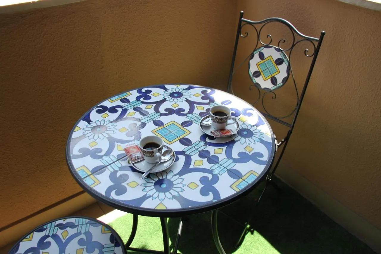 B&B Alexander-Room And Breakfast Палермо