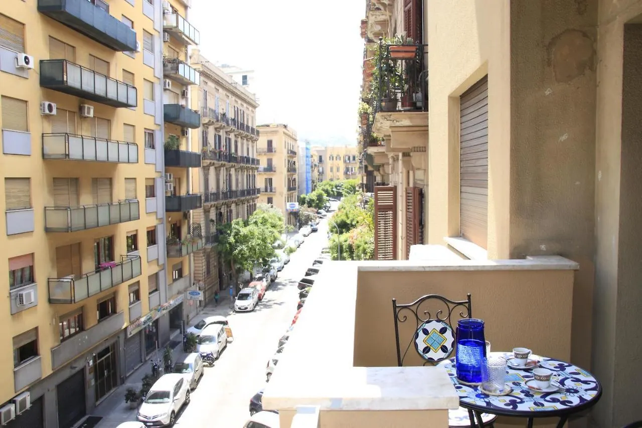 B&B Alexander-Room And Breakfast Palermo 2*,